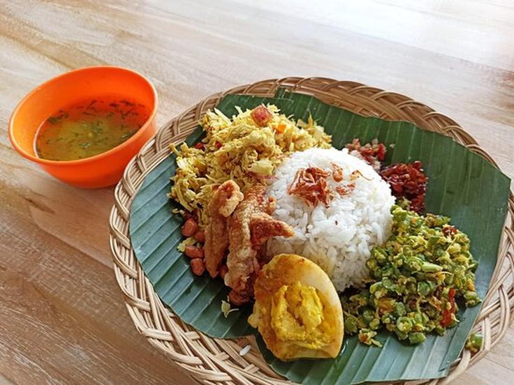 Shot of Nasi Lawar spicy dish in Bali