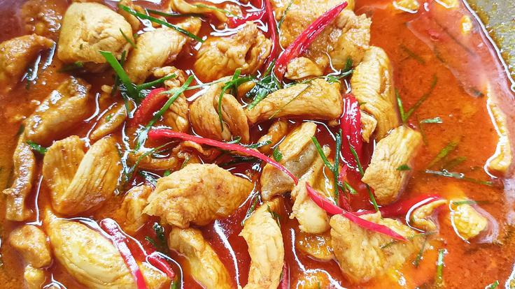 Frontal picture of Panang Curry dish